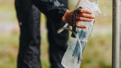 HydraPak Builds Contour Reservoir for Wide Compatibility, Easy Fill