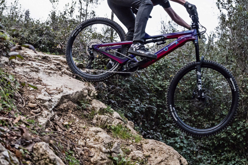 Leatt MTB 4.0 Flat Pro shoes review, riding