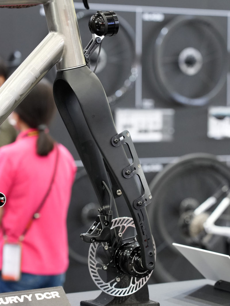 Deda Elementi Gera Curvy fork with mounts for bikepacking and adventure bicycle touring
