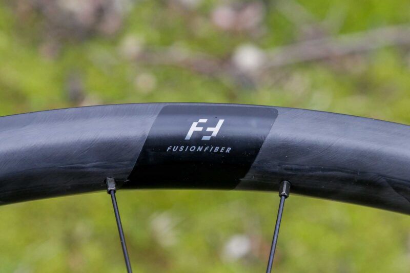 Forge+Bond 30 EM 29 Wheel with Fusion Fiber tech