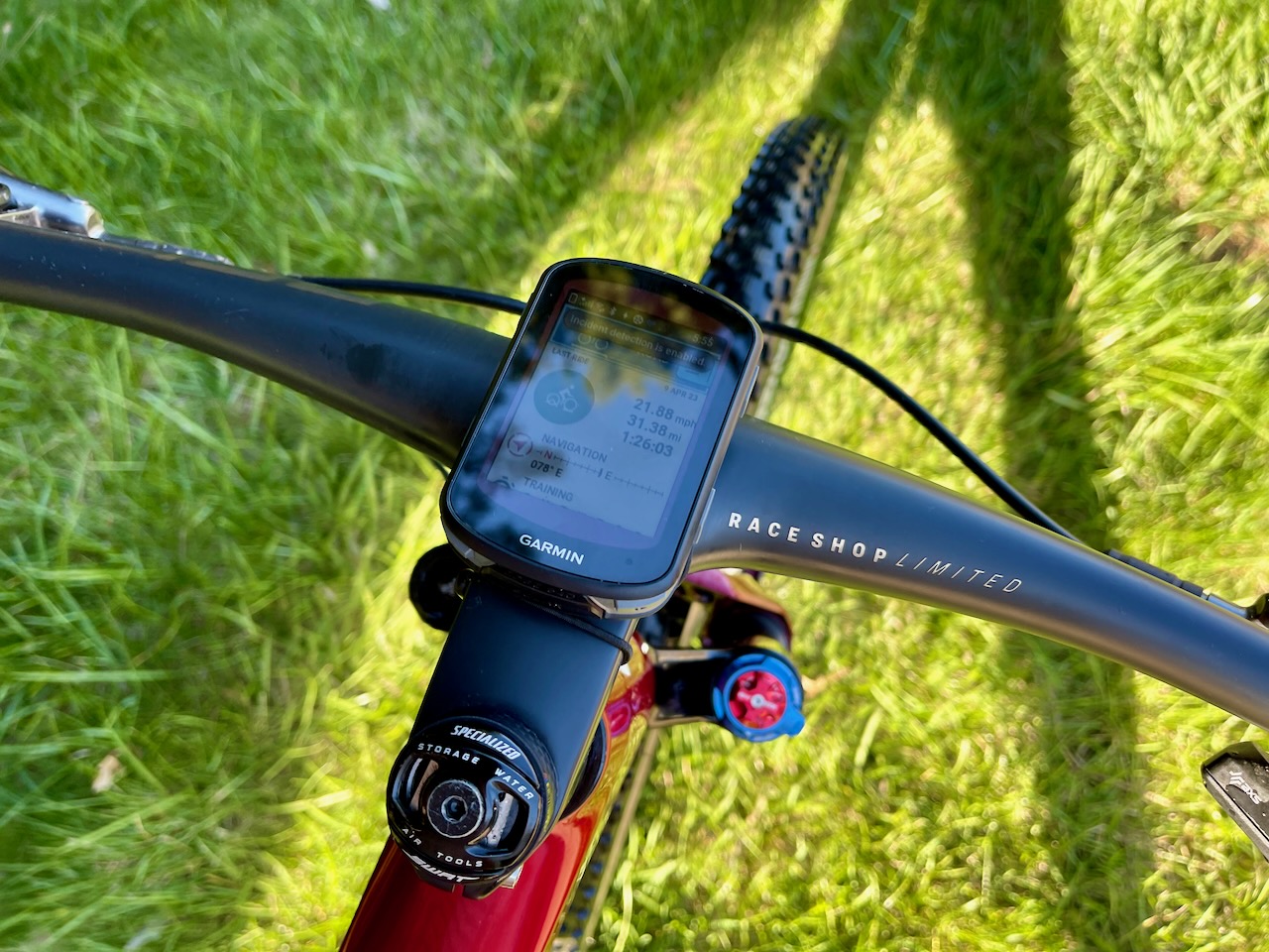 Garmin Edge 540 edge 840 MTB side