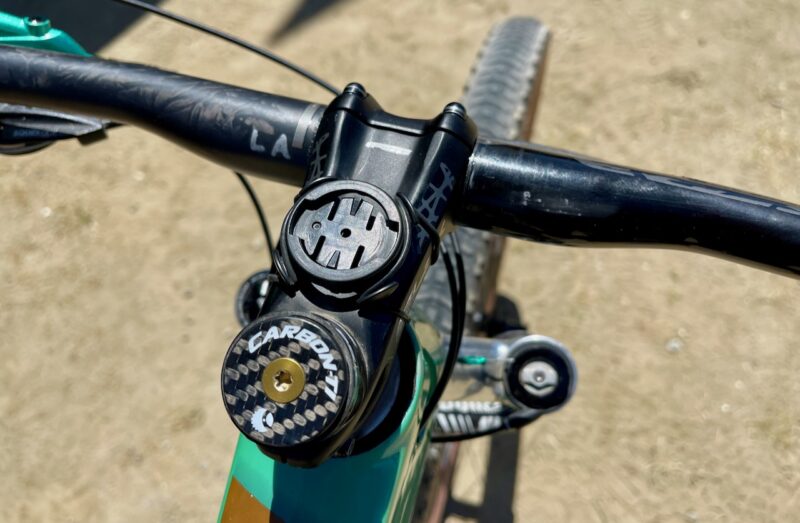 Pro Bike Check Silvia Blunks RockRider with Protoype Manitou fork