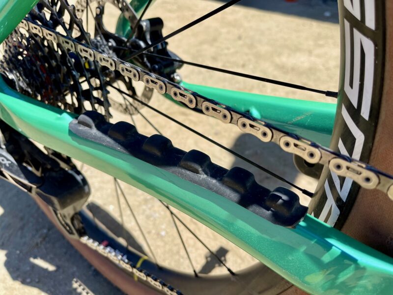 Pro Bike Check Silvia Blunks RockRider with Protoype Manitou fork chain cover
