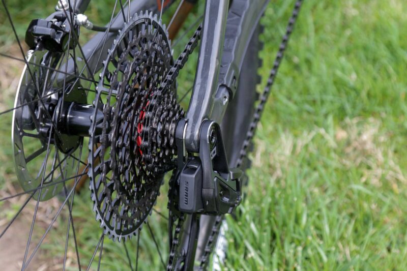 Revel Ranger v2 SRAM transmission