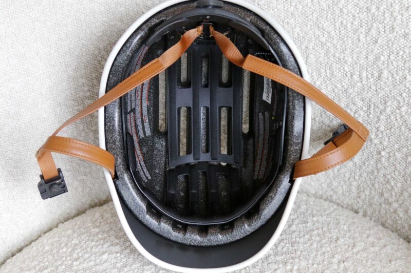 inside of Thousand Heritage 2.0 helmet
