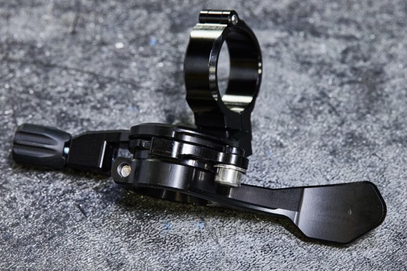 Wolf Tooth Components Remote Pro Dropper post lever back