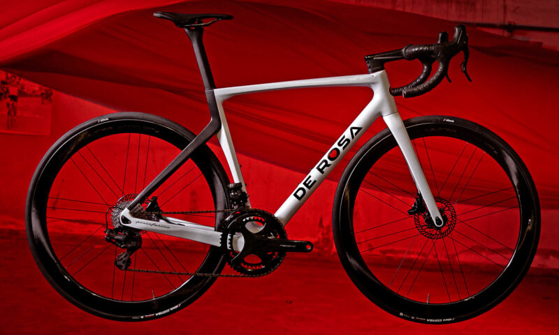 De Rosa 70 Settanta lightweight carbon aero road bike, designed by Pininfarina, complete