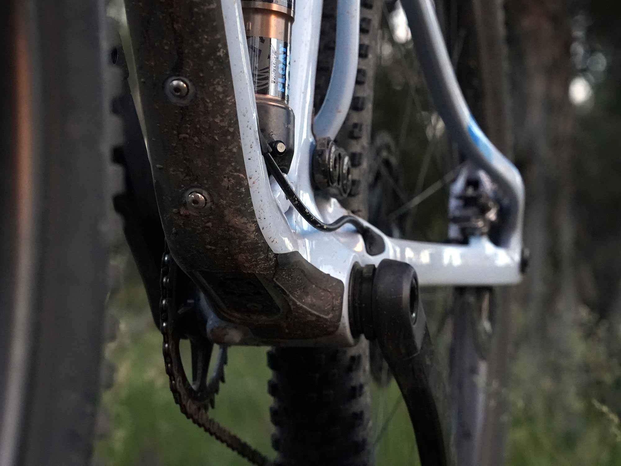 closeup details of 2023 pivot mach 4sl xc mountain bike