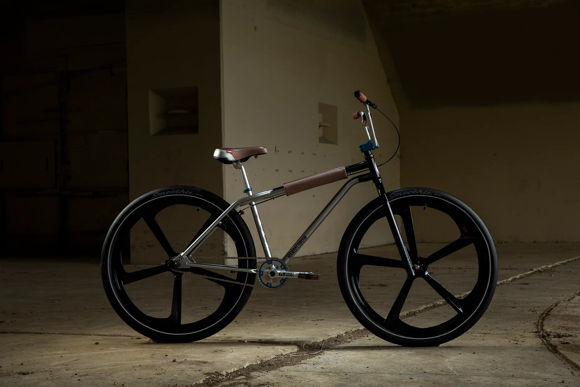 Side view of the mandalorian bike
