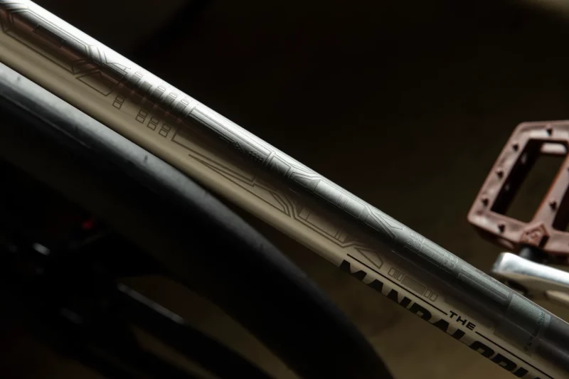 dark saber downtube