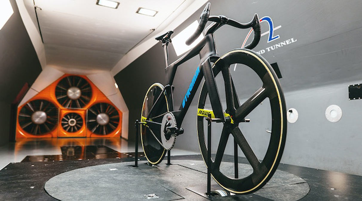 stromm track bike closeup details