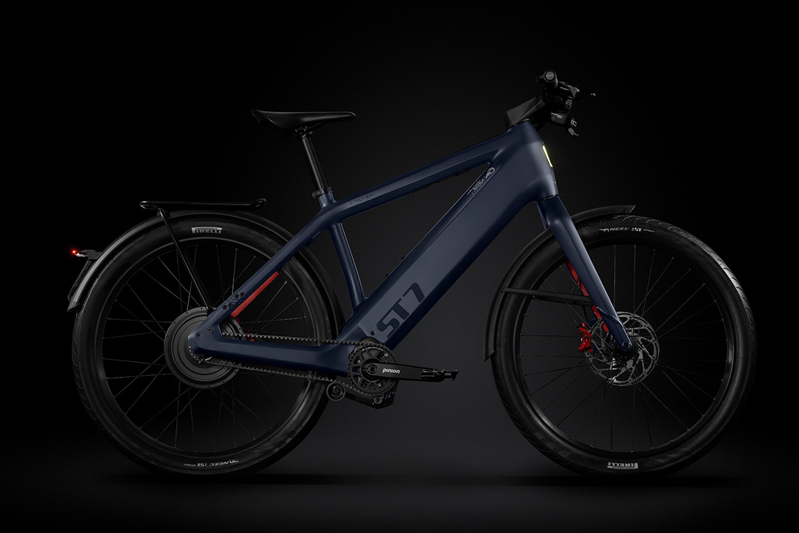 Stromer ST7 ARBR edition, on black