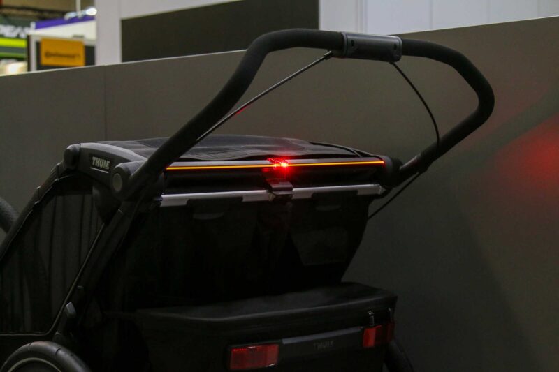 Thule Chariot led light