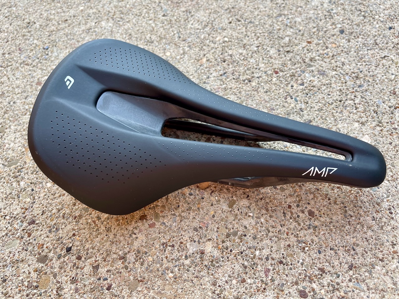 CADEX Amp saddle review full saddle