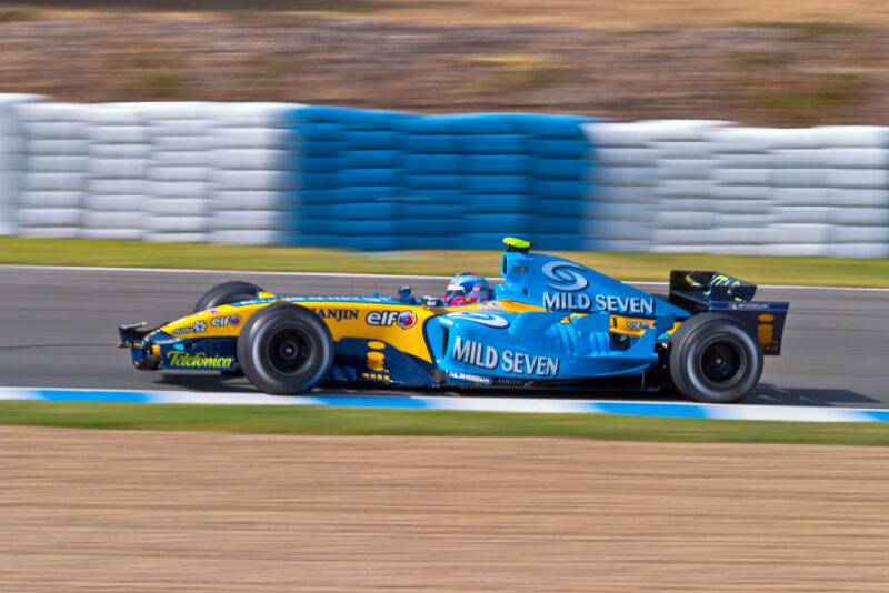 renault f1 car alonso tuned mass damper banned by fia