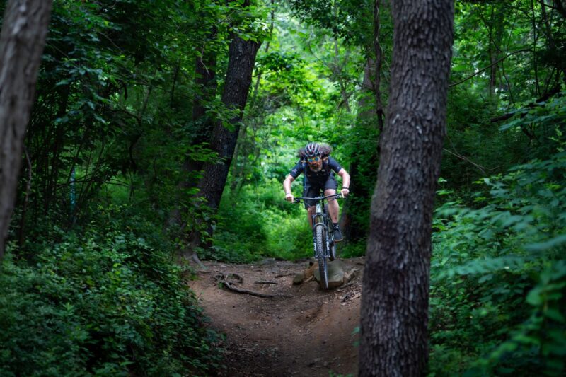 Priority Bicycles 600HXT Rad dude on the descent
