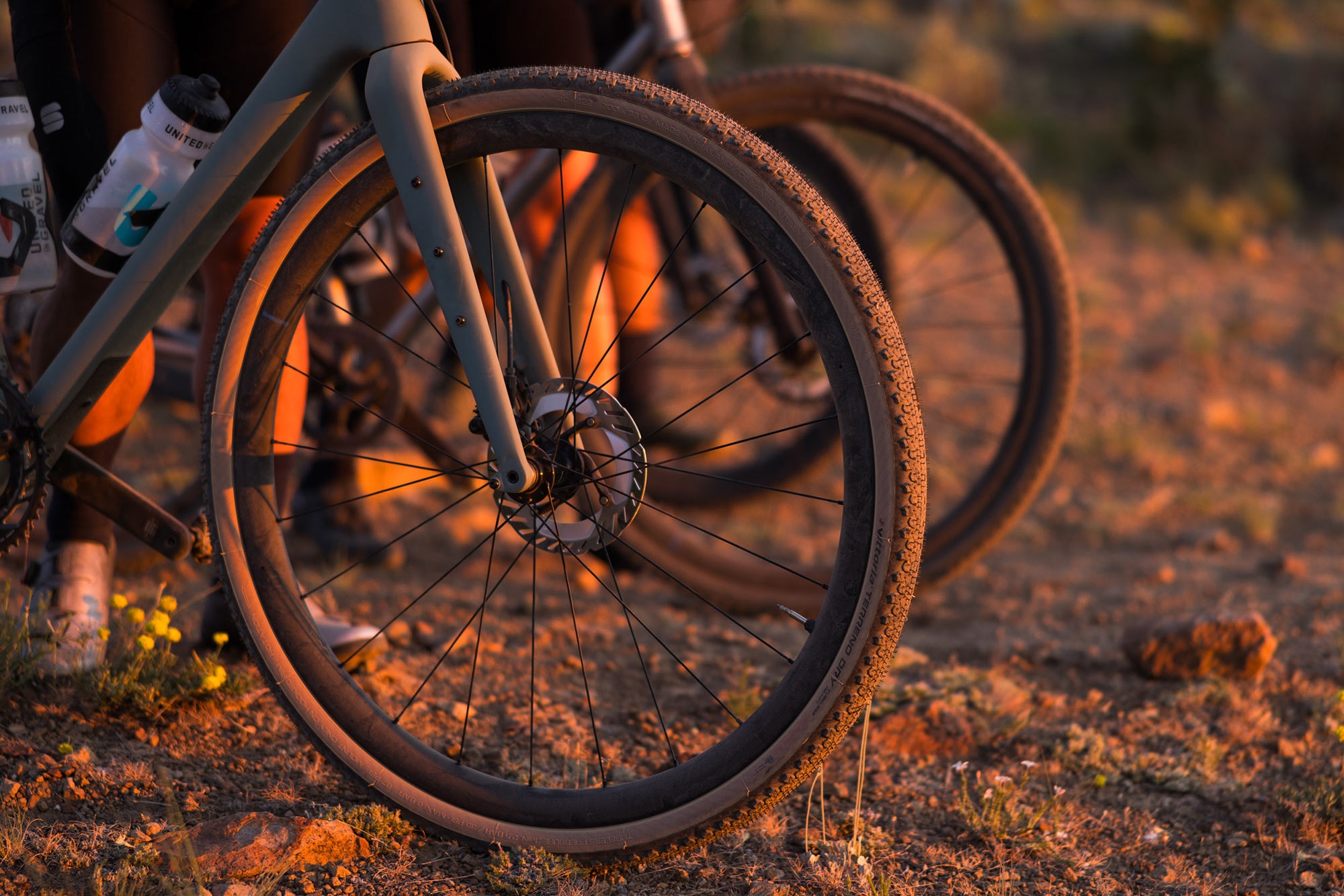 Shimano RX880 carbon gravel wheels