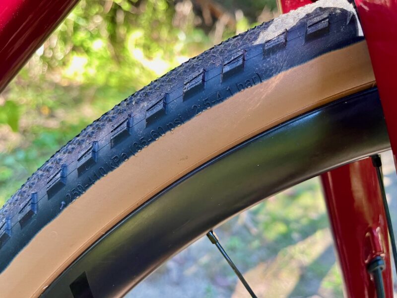 Maxxis Reaver full side