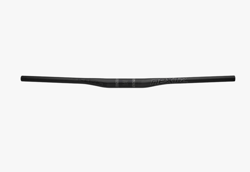 Race Face Next R handlebar. Front view.
