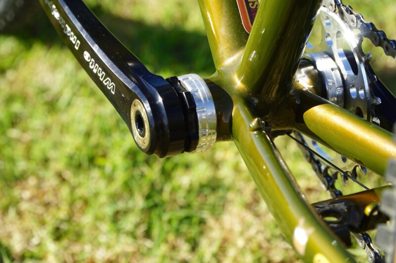 Rivendell Gus Boots Willsen Review white ind bottom bracket