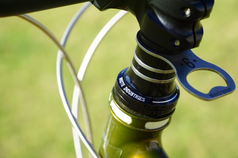 Rivendell Gus Boots Willsen Review white ind headset