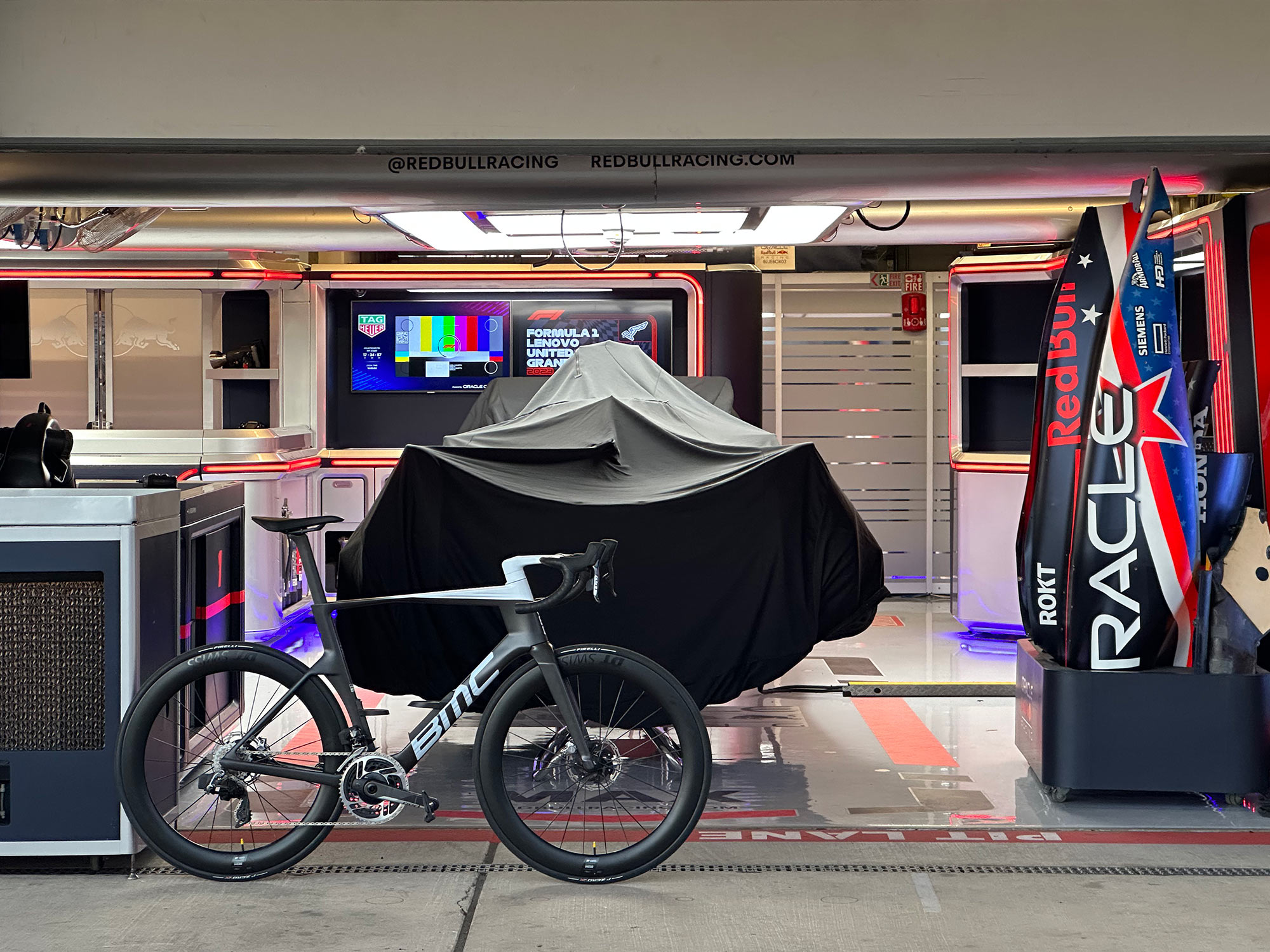 bmc teammachine r road bike by red bull f1 pit booth