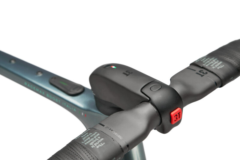 3T Racemax Boost Italia Integrale stem details