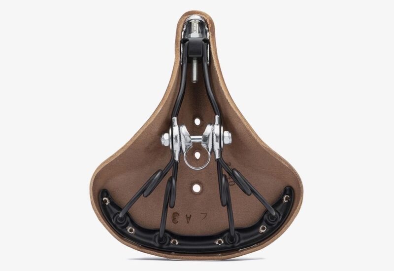 Brooks England B72 under carriage