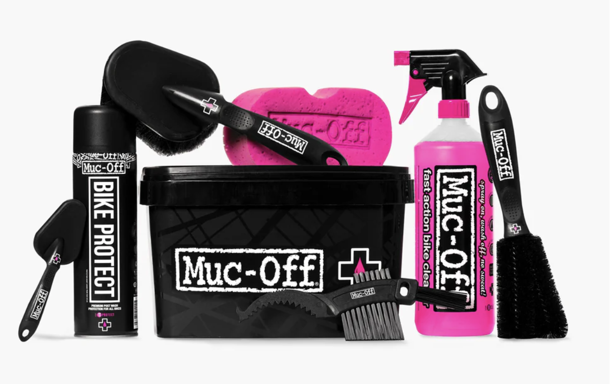 Muc-off 8 in 1 cleaning kit