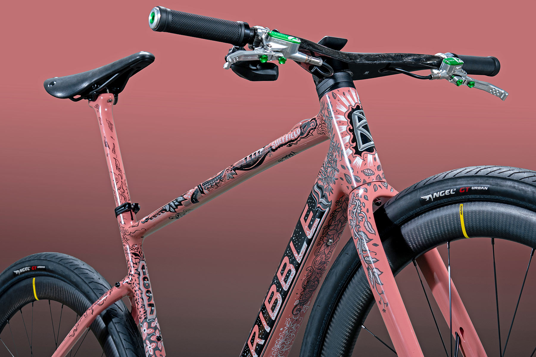 Ribble x Vic Lee – The Vic Lee E, artist hand-painted alloy city commuter ebike, front end detail