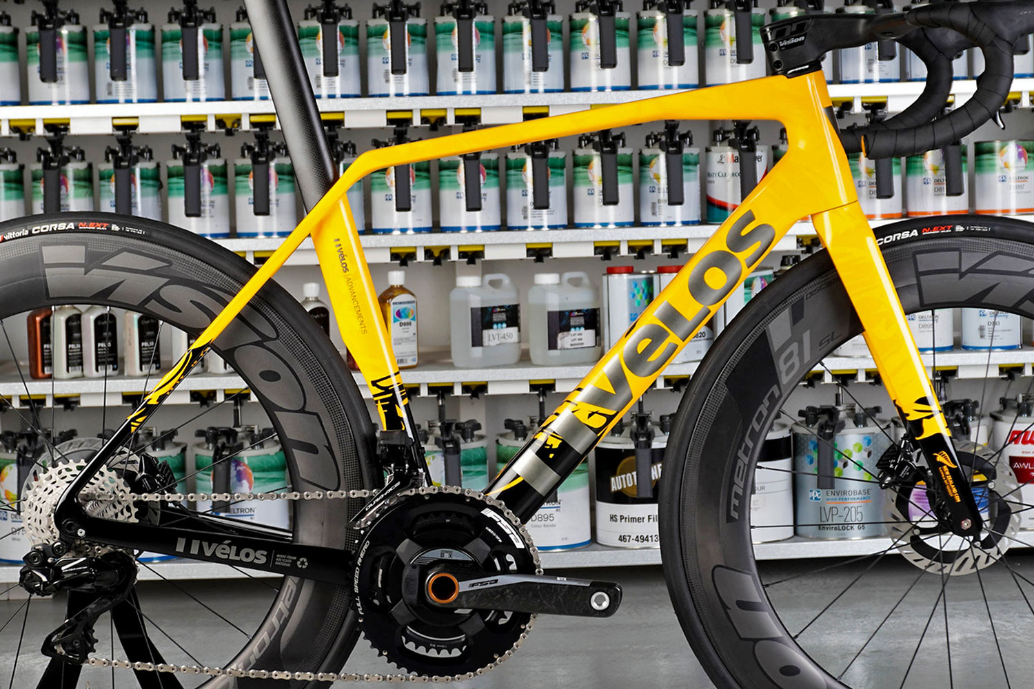 Vélos Holocene recycled carbon superbike, 100% post-consumer reclaimed carbon fiber aero road bike, made in New Zealand,
frameset