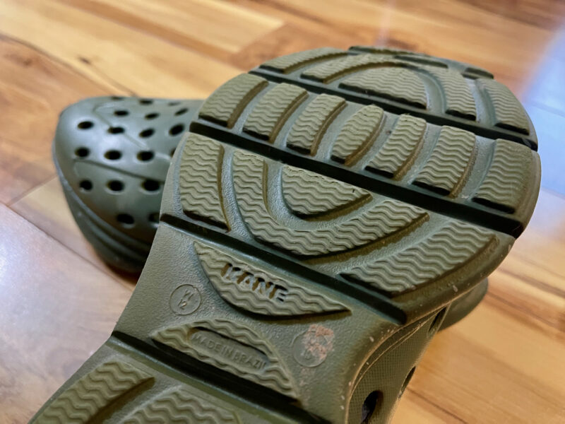 Kane recovery shoes bottom