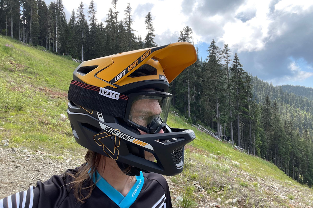 Leatt Gravity 6.0 helmet, on me, wbp