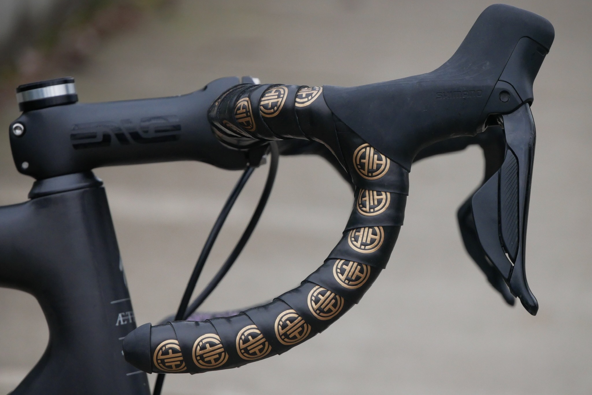 Close up view of the logo pattern of the HiFi Precision Premium handlebar tape