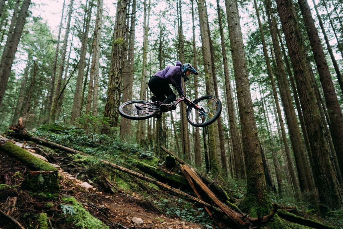 Knolly Chilcotin Gen 6, jump