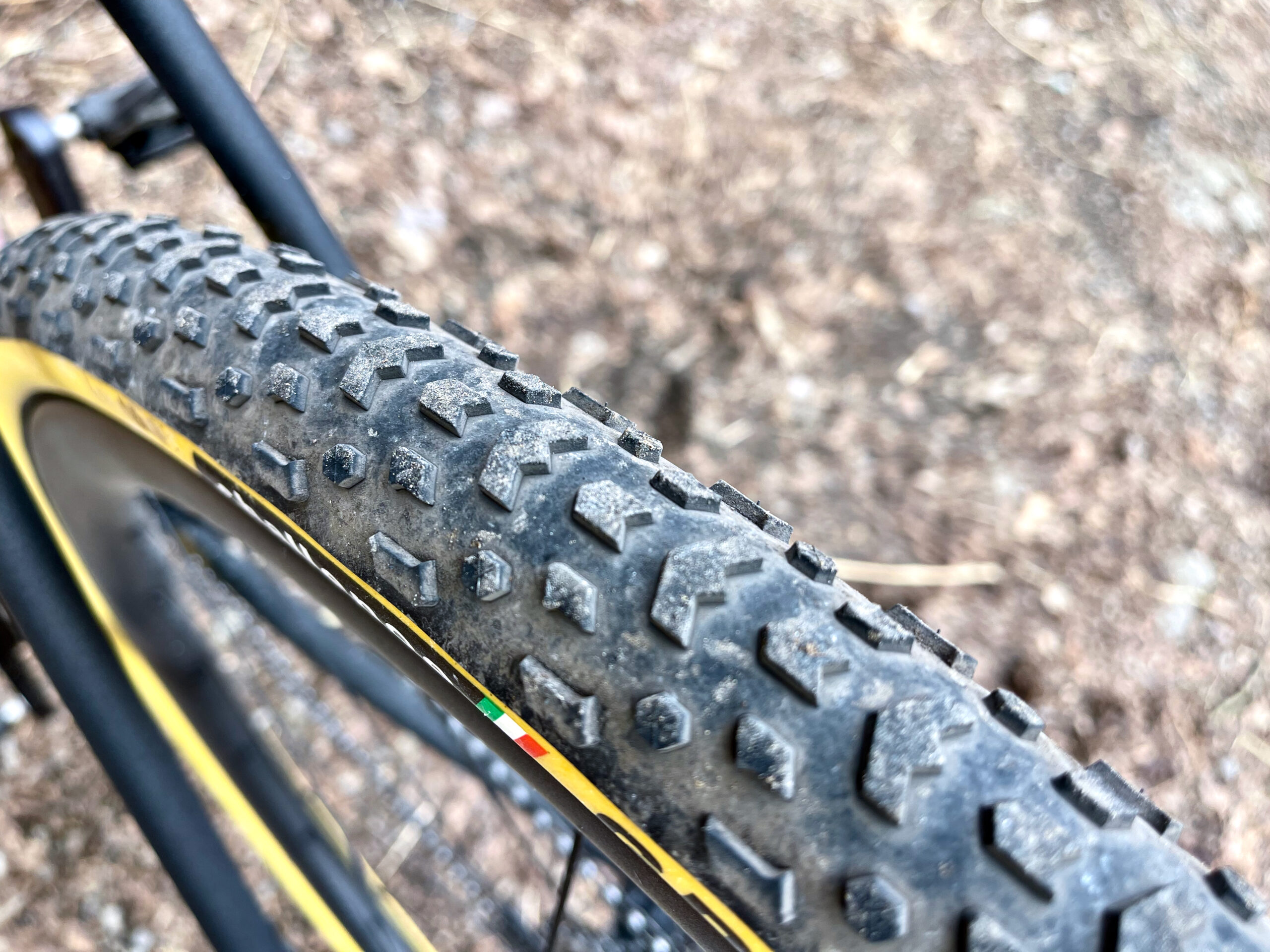 Challenge Gravine Gravel Tire front