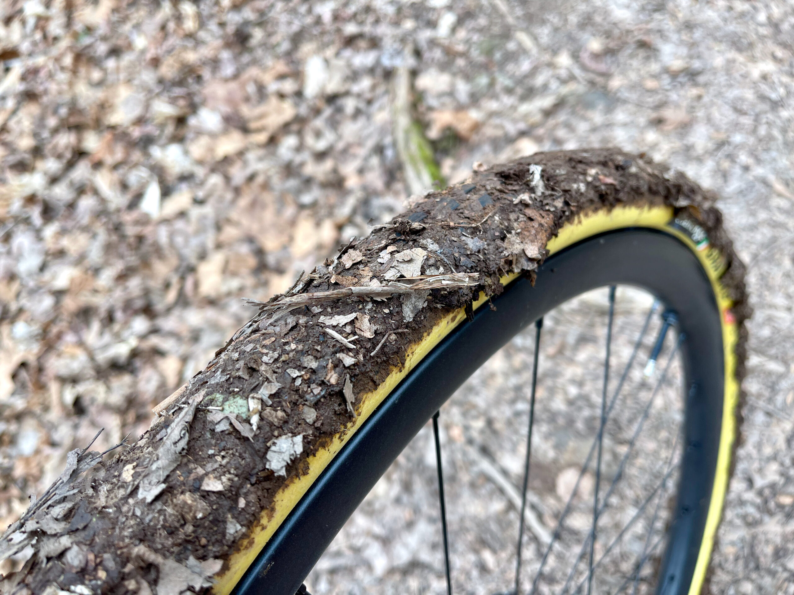 Challenge Gravine Gravel Tire mud clogged