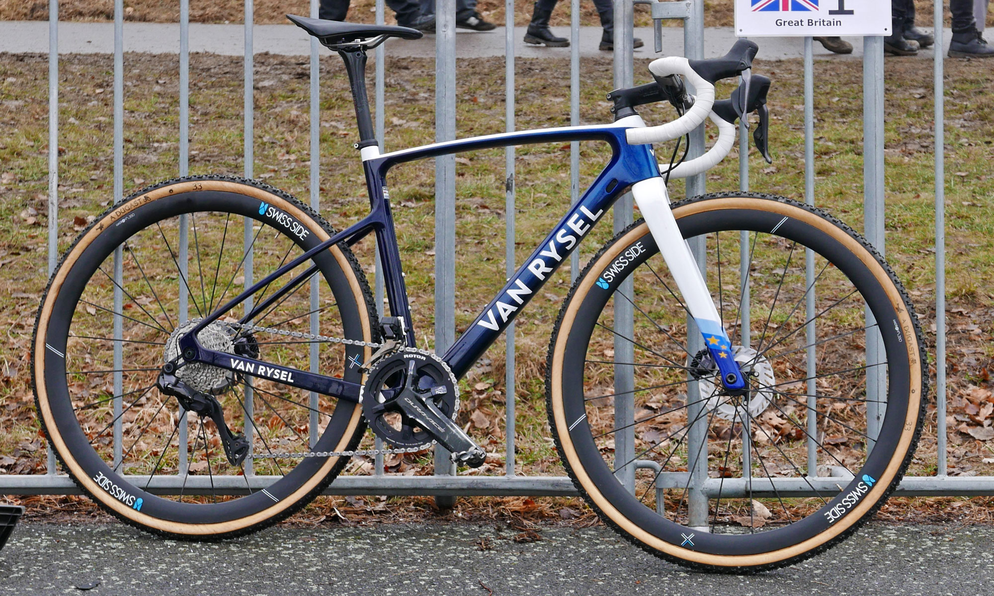 Pro Bike Check: Van Rysel RCX Pro cyclocross bike of Aubin Sparfel at 2024 CX Worlds, photo by Cory Benson, complete bike