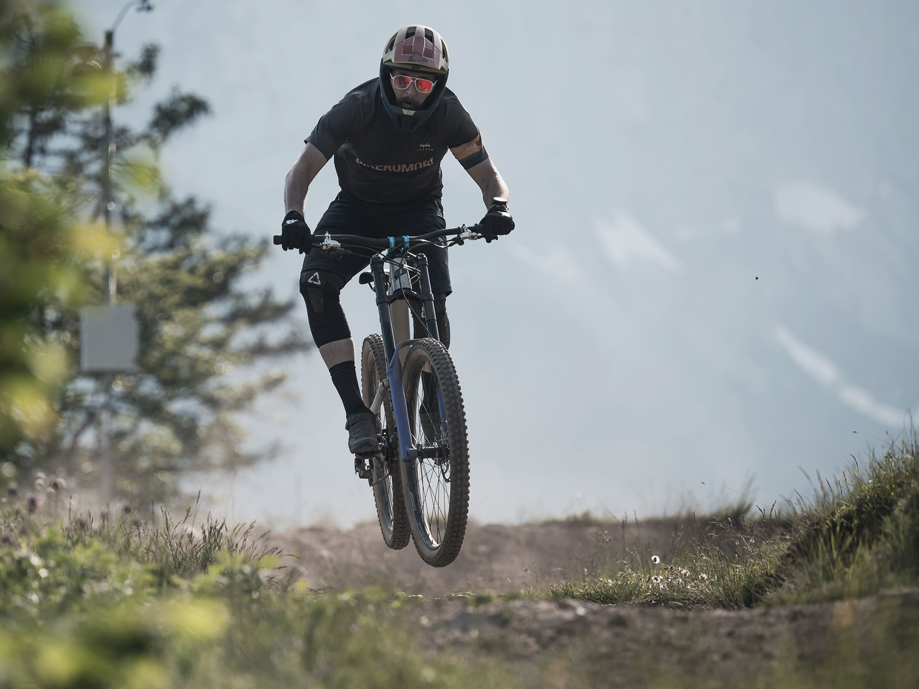 Formula Belva prototype light double-crown enduro mountain bike fork with 180mm of freeride travel, bike park airtime