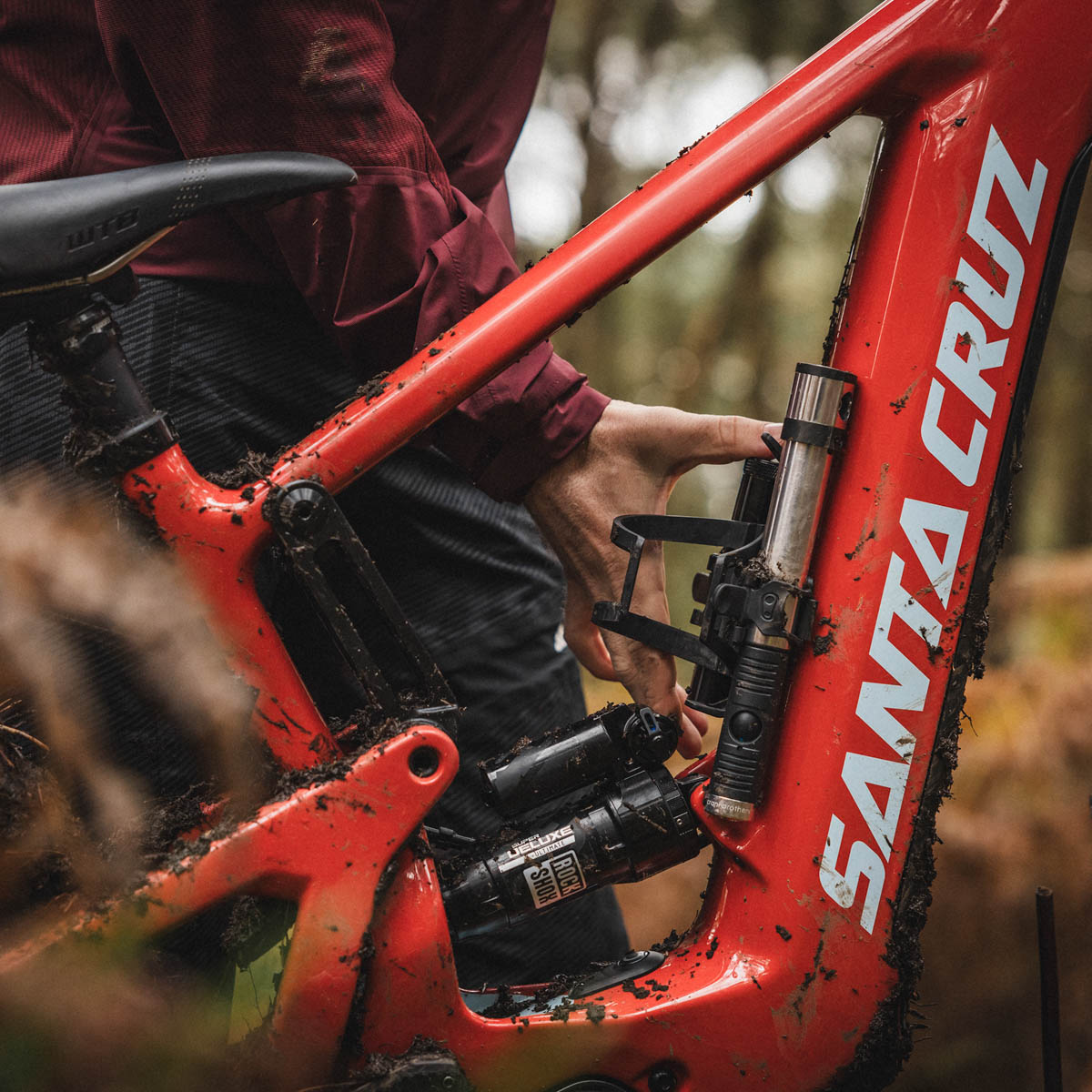 Crankbrothers S.O.S. tools, BC18 on bike