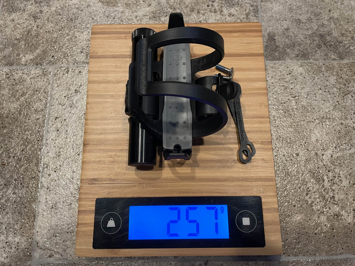 Crankbrothers S.O.S. tools, BC18 on scale