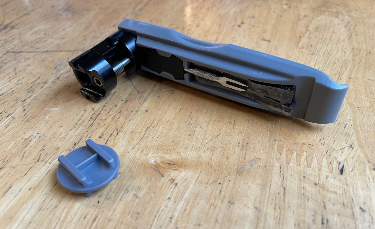 Crankbrothers SOS Tools, chainbreaker with lever and clip