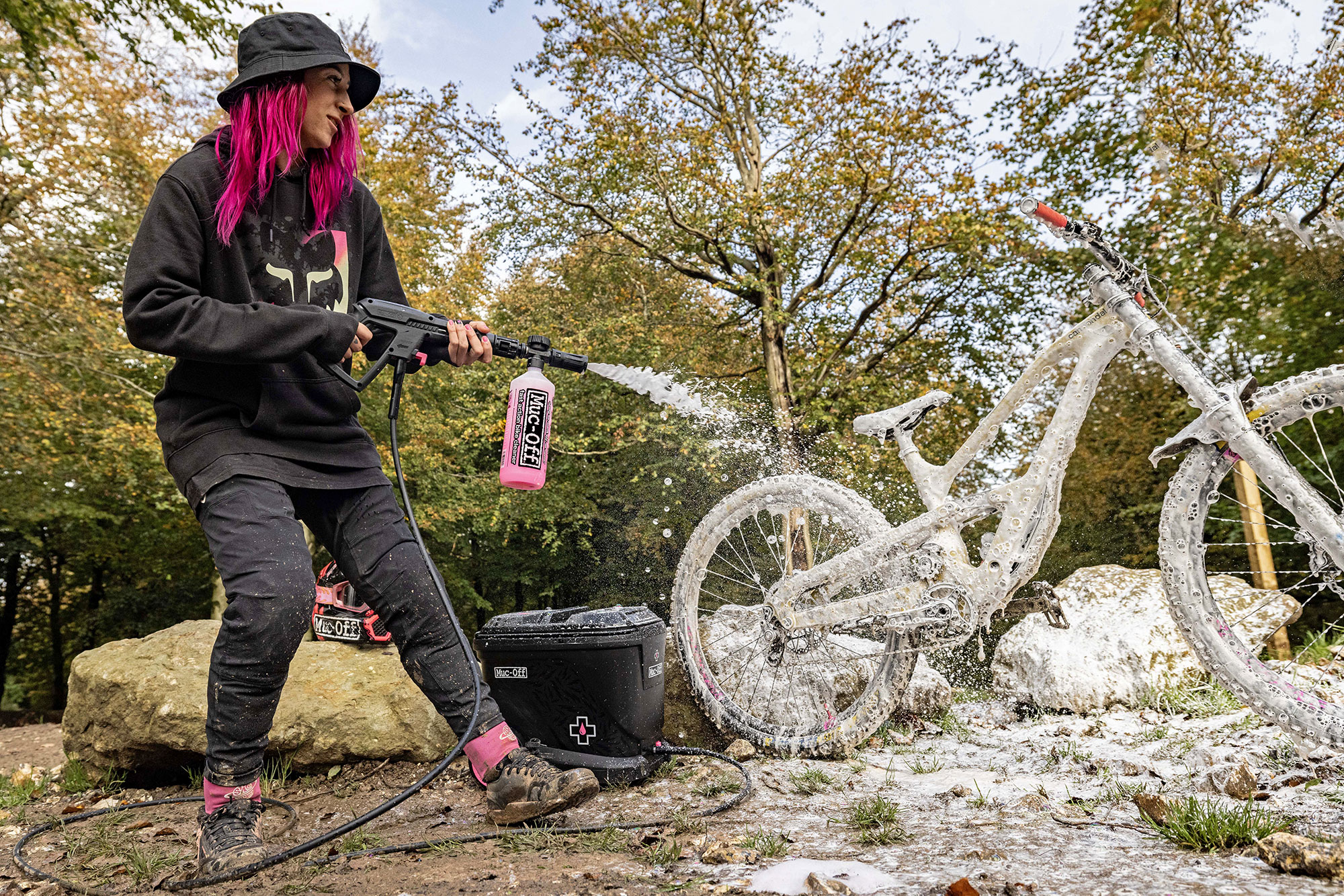 Muc-Off Mobile Bike Pressure Washer, portable rechargeable clean your bicycles anywhere machine, snow fopam party