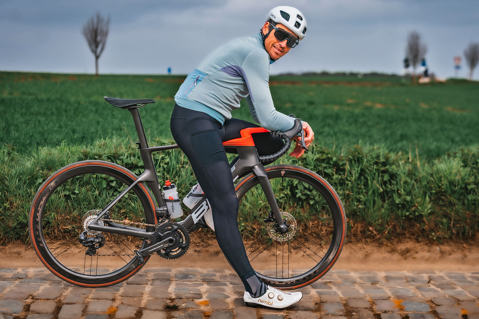 Campagnolo Super Record HPPM power meter crankset ridden by Greg van Avermaat on Paris-ROubaix cobblestones