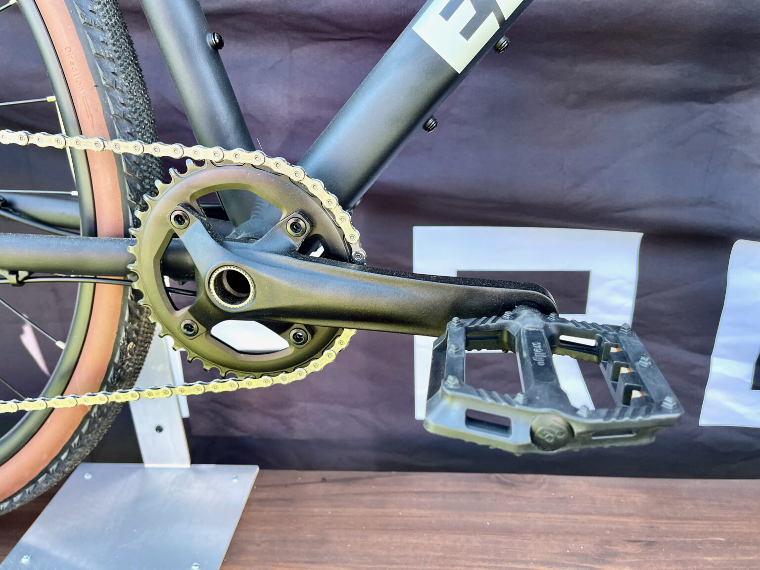 EagleBear black pedals