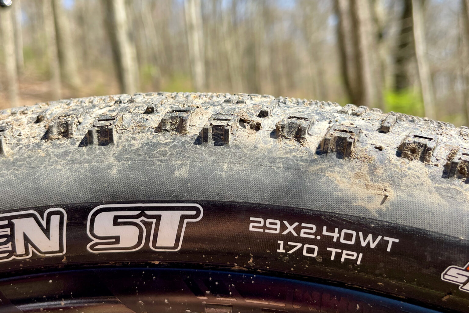 Maxxis Aspen ST tread side