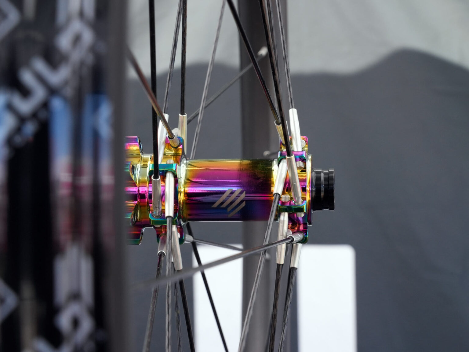 prototype gulo xc mountain bike wheels with ultralight rim and carbon spokes