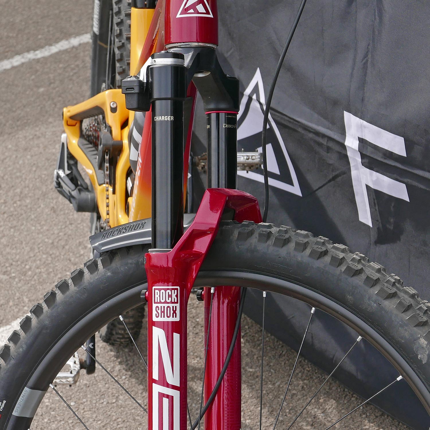 RockShox Vivid Flight Attendant Enduro automatic electronic control gravity mountain bike suspension BlackBox prototype, Zeb fork