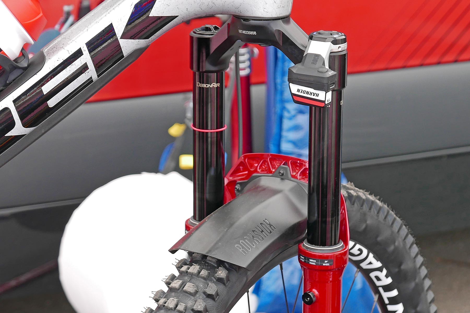 RockShox Vivid Flight Attendant Enduro automatic electronic control gravity mountain bike suspension BlackBox prototype, Zeb fork