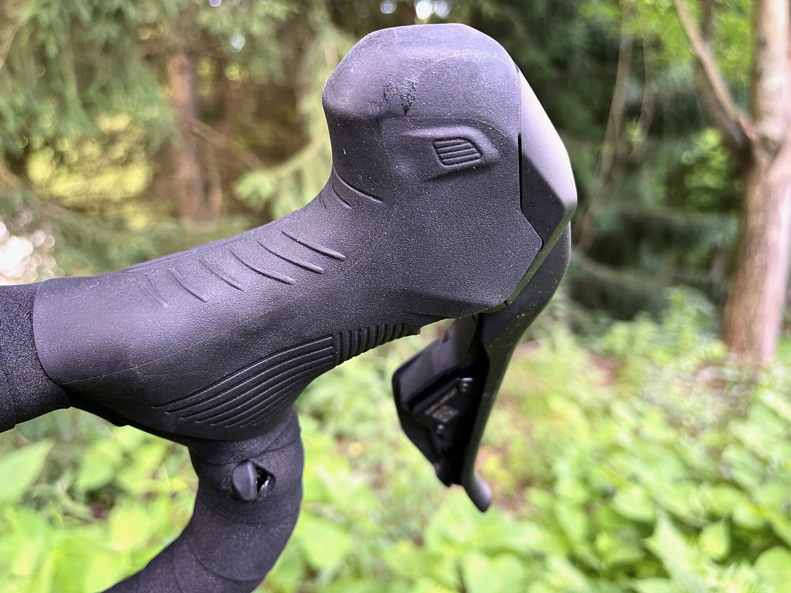 Shimano GRX Di2 12-speed Review button close up